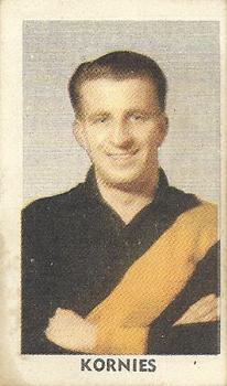 1949 Kornies Victorian Footballers #67 Geoff Spring Front